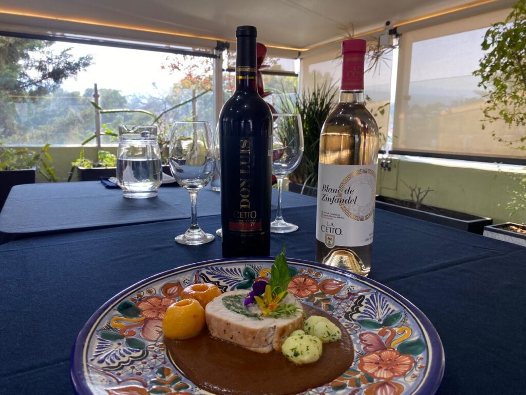 Lomo En Mole Con Romeritos Navidad