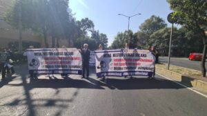 Juzgadores federales cesados marchan para exigir pago de indemnización y pensiones