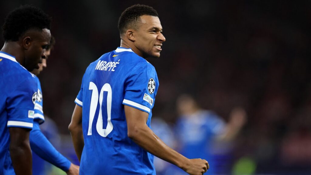 Mbappé anota cuatro goles en la victoria del Real Madrid sobre el Olympiacos