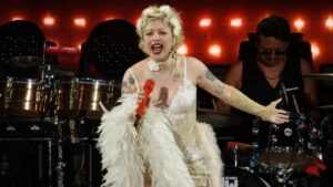 Mon Laferte anuncia gira por México: ciudades, fechas, boletos y más