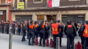 Despliegan a mujeres policías para cuidar Palacio Nacional por marcha 25N