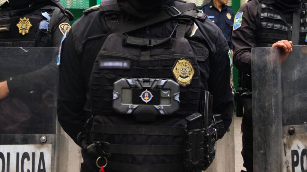 Erick Omar fue hallado sin vida tras ser detenido por policías.