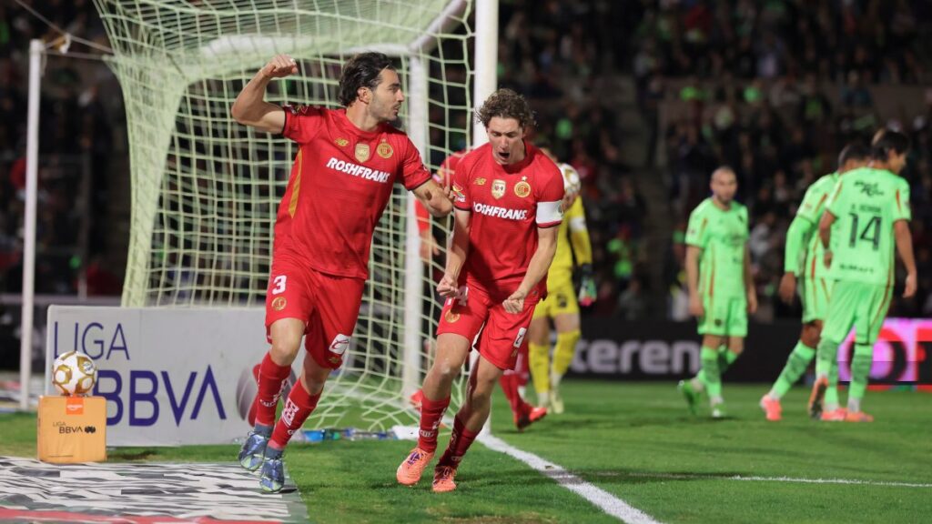 El Pollo Briseño igualó el juego ante Juárez. Imapo 7