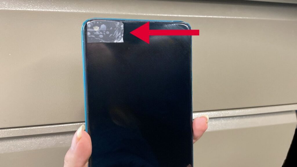 Porque Tapan Las Personas Su Camara Del Celular Con Una Cinta