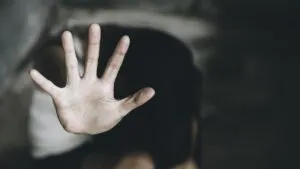 Ya no prescribirán delitos de abuso infantil en Nuevo León