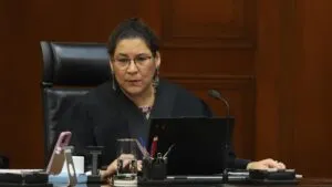 Propone Batres cambiar cálculo de indemnizaciones de salario mínimo a UMA