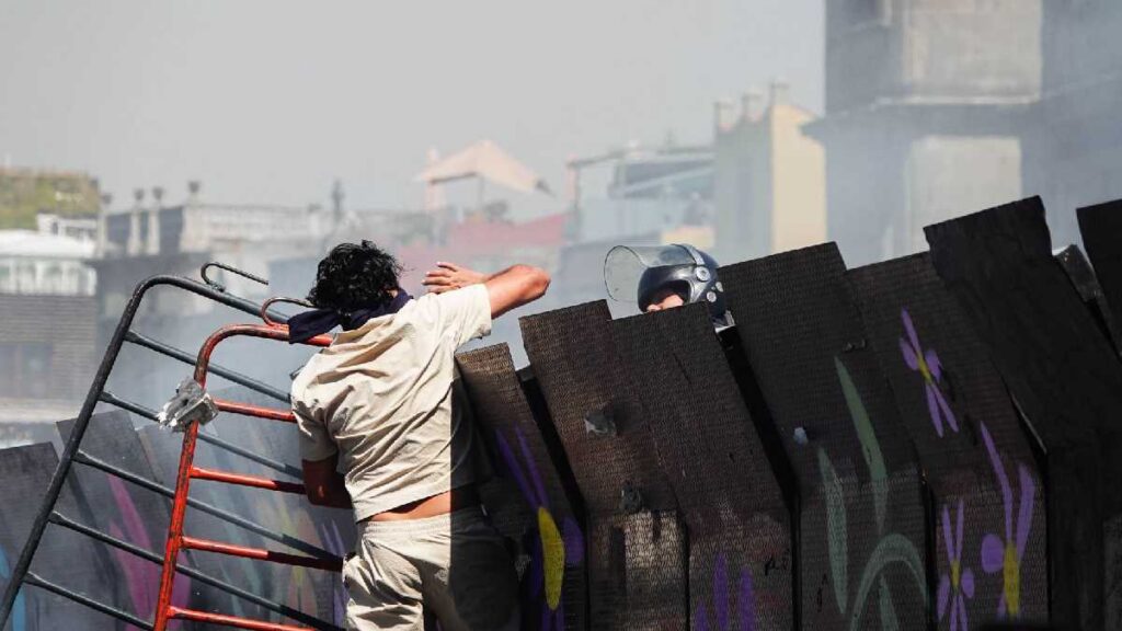 morena-exhibe-datos-personales-de-joven-tras-marcha-de-la-generacion-z