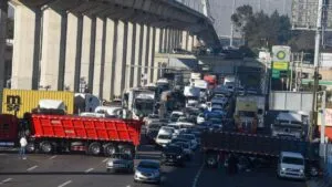 No hay razón para bloqueos y manifestaciones en carreteras de México: Segob