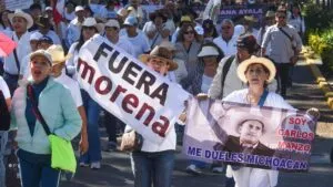 Escándalos y críticas internas ponen en aprietos a Morena