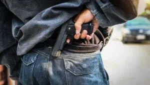 Iba a comprar un auto en CDMX y terminó asaltado; le robaron 108 mil pesos