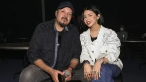 Se viraliza live de Pepe Aguilar donde defiende y bromea sobre supuestas esponjas de Ángela