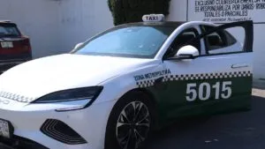 Imágenes: así es el primer taxi totalmente eléctrico en San Luis Potosí