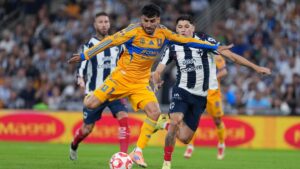Tigres le saca el empate a Rayados en el Clásico Regio