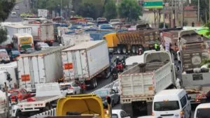 Bloqueos se mantendrán y reforzarán el jueves, anuncian transportistas