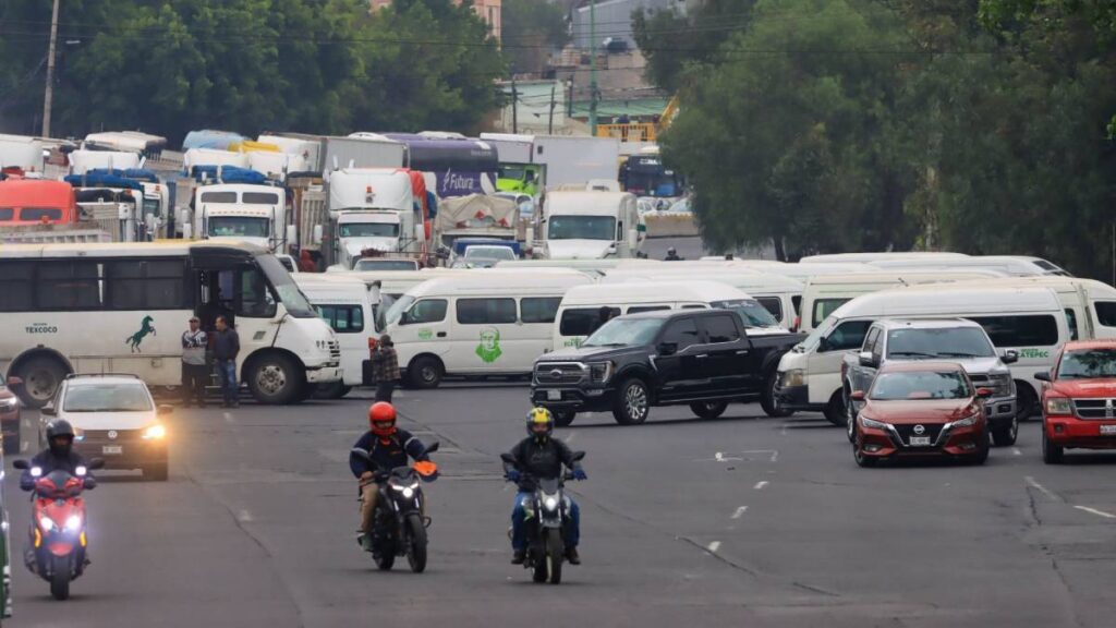 Transportistas de Amotac anunciaron bloqueos en Ecatepec.