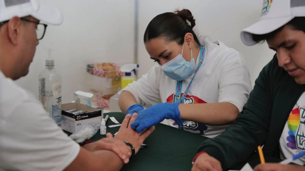 ¿Dónde aplicar pruebas y tratamientos contra el VIH de forma gratuita? Foto| Cuartoscuro