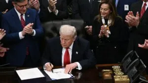 Termina cierre gubernamental más largo en EE. UU.; los burócratas, los más afectados