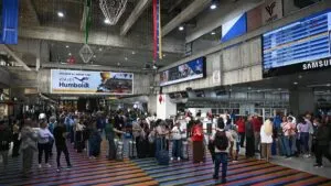 Venezuela activa plan para facilitar retorno de connacionales en EE. UU.