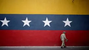 Venezuela condena amenaza de cierre de su espacio aéreo anunciada por Donald Trump