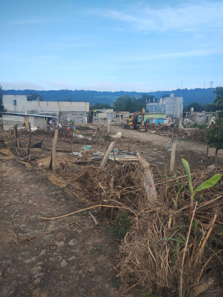 Poza Rica, Limpieza inconclusa. Foto: Cortesía de Luis Rodríguez Hernández