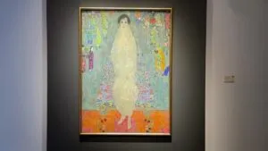 Raro lienzo de Klimt se convierte en la obra de arte moderno más cara subastada: 236 mdd