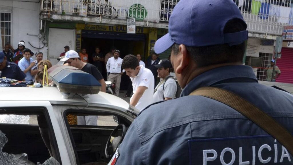 Altercado entre conductor y agente de Tránsito en Chilpancingo