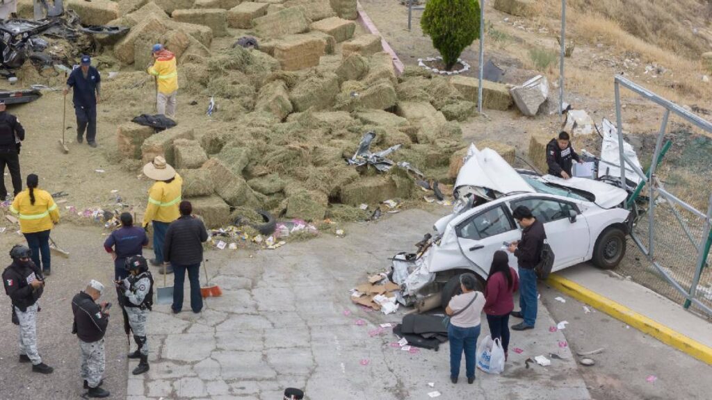 SICT alerta: 71% de accidentes en carretera se deben a errores del conductor como velocidad, celular y fatiga.