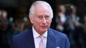 Rey Carlos III anuncia reducción de su tratamiento contra el cáncer en 2026
