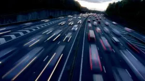 Arranca operativo en Puebla para sancionar autos con placas foráneas; accidentes viales aumentaron 383%