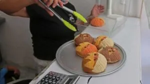 Video: regresaban de fiesta y deciden asaltar panadería