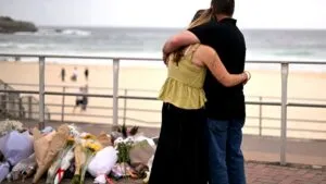 Ataque terrorista en Bondi Beach: el agresor más joven despierta del coma y surgen nuevos detalles