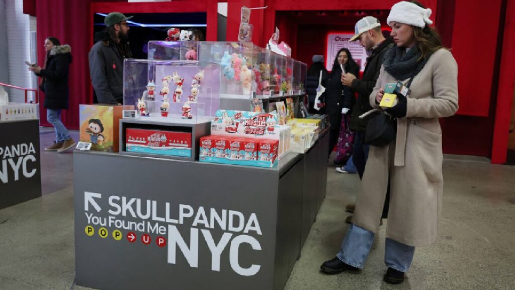 Aumenta la economía de Estados Unidos por fuerte gasto de consumidores ante aranceles