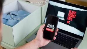 Black Friday 2025 deja récord histórico de 11.800 mdd en compras online en EE. UU.