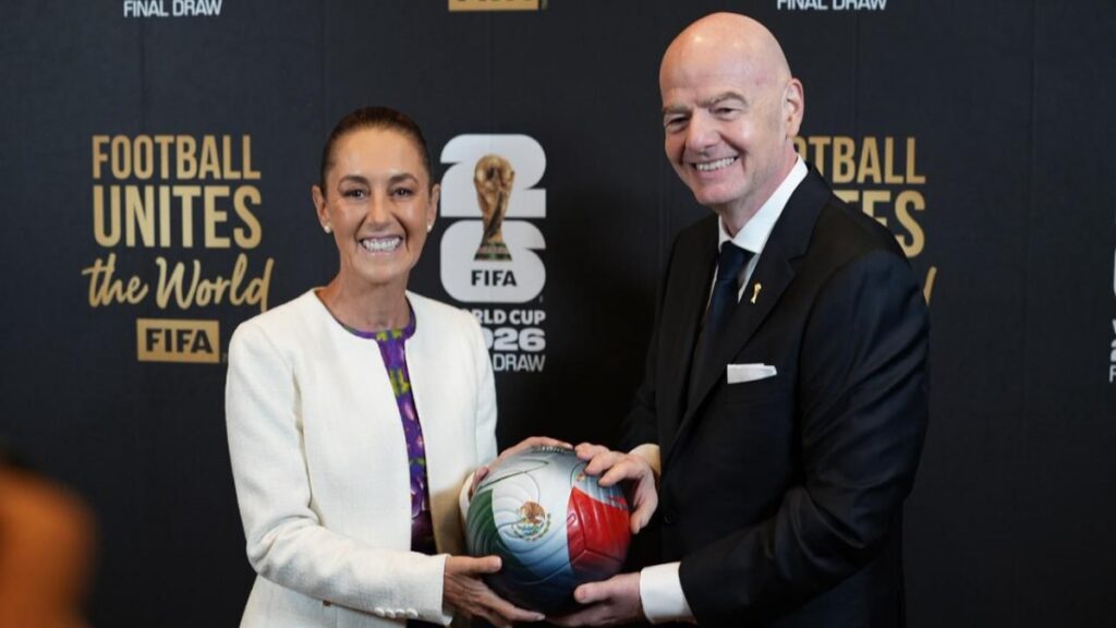 Claudia Sheinbaum y Gianni Infantino en el Sorteo del Mundial 2026.