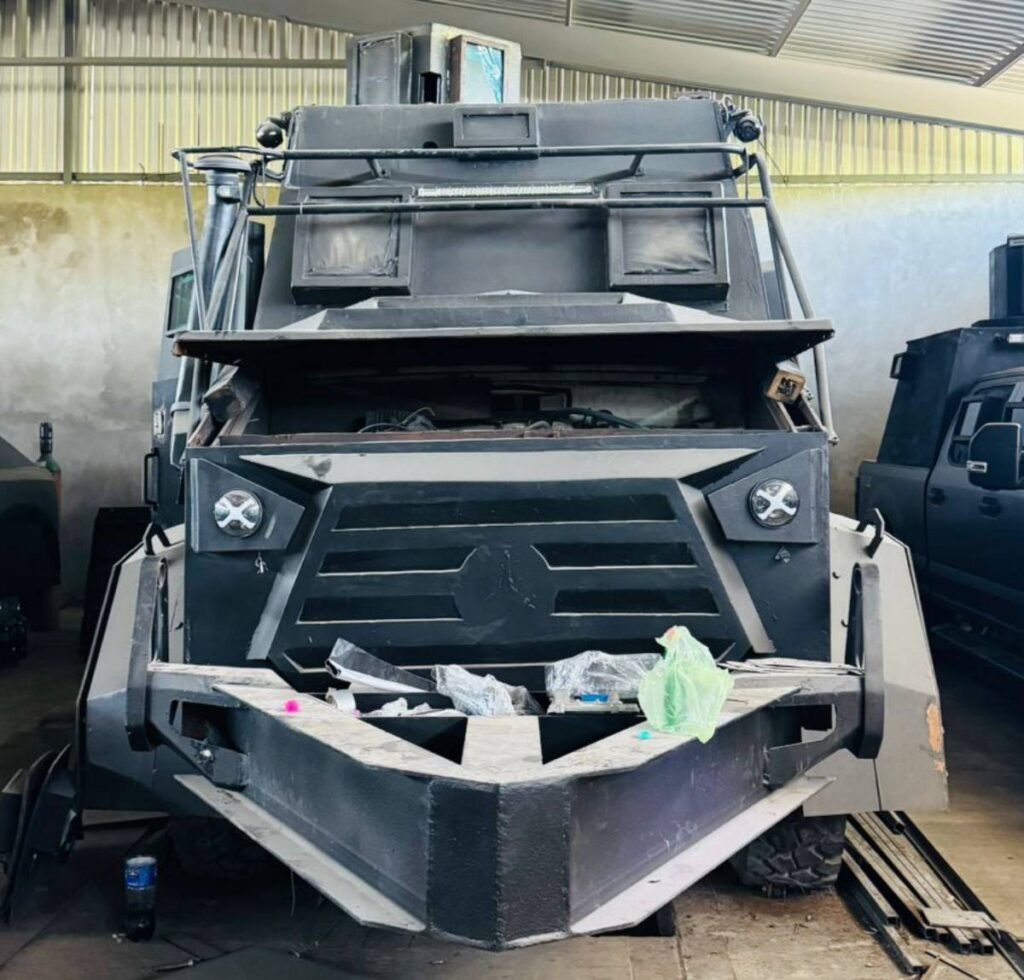 Bodega de blindaje ilegal en Coahuayana.