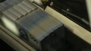 Empresa Águila Bicéfala presenta carta para acreditar origen lícito de 37 mdp asegurados a custodios