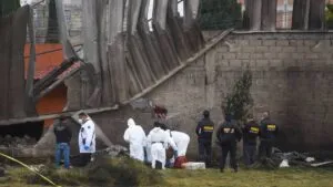 FGR abre carpeta de investigación por desplome de avioneta en Edomex