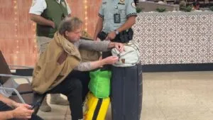 Danés pasó casi 2 meses en el aeropuerto de Mérida y ya abandonó la ciudad