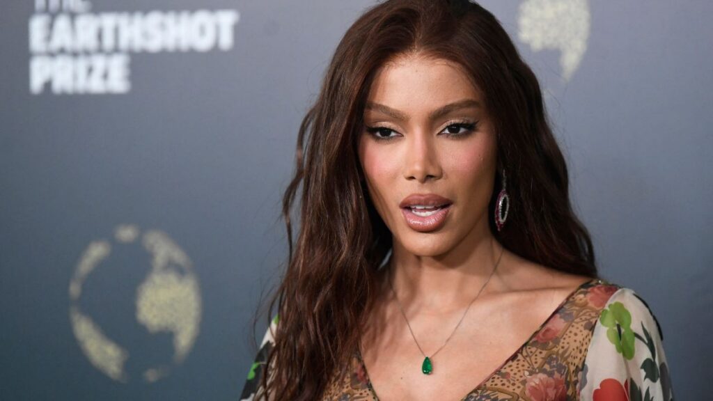 Anitta causa revuelo en redes con cambio de imagen. Foto AFP