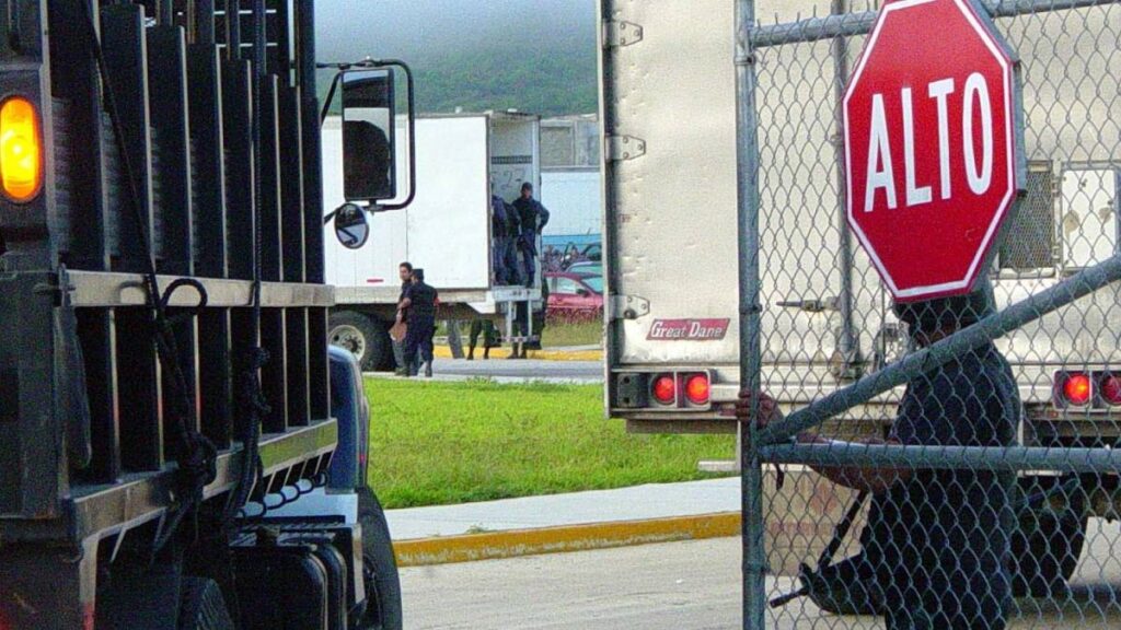 Autoridades reforzaron el perímetro del penal El Amate.