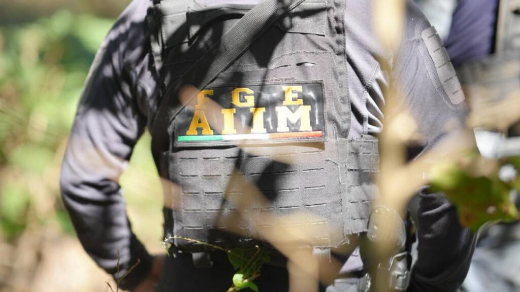 Encuentran muerto a dueño de bar.