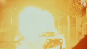 Impactante video muestra explosión de camión de combustible en Italia