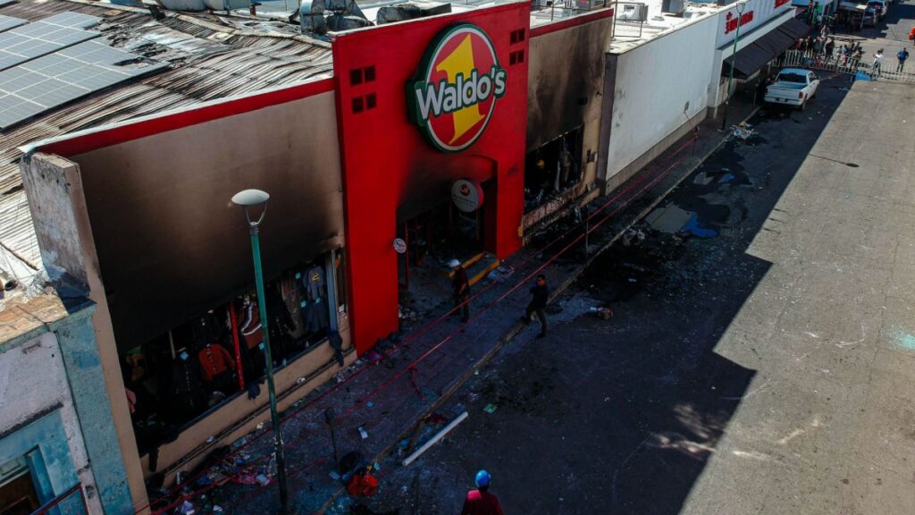 Fiscalía de Sonora avanza en investigación del incendio en Waldo's de Hermosillo, solo espera un dictamen