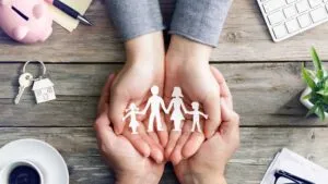 Suben los seguros de vida, salud y retiro en la última década