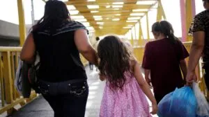 ICE detiene a 75 mil migrantes sin antecedentes penales en Estados Unidos
