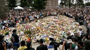 Ideología del Estado Islámico, detrás del tiroteo antisemita en playa de Australia, asegura primer ministro