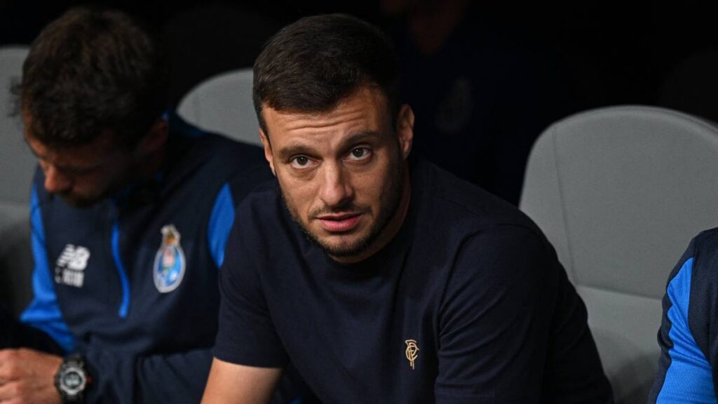 Anselmi llega tras su paso por Europa