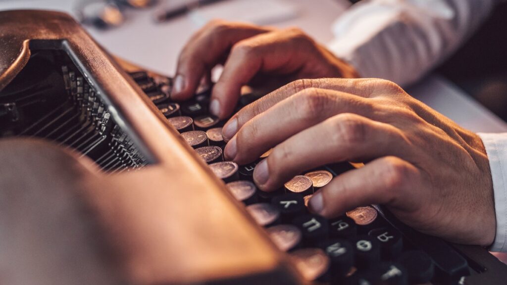 Mauricio Kleiff, el genio detrás de “Los Polivoces” que marcó la comedia mexicana