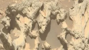 Rover de la Nasa encuentra un posible meteorito en Marte; imágenes