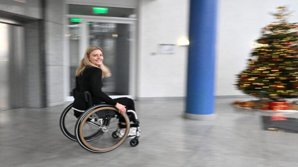 Michaela Benthaus Astronauta En Silla De Ruedas No Viajo Al Espacio